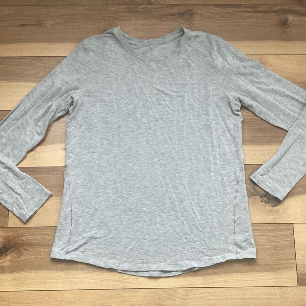 Lululemon Long Sleeve T-Shirt